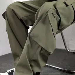 StyleCast Men Mid-Rise Cotton Cargos Trousers-image-21