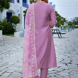 Royal Export Geometric Yoke Design Mirror Work Straight Kurta With Trouser & Dupatta image 4