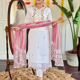 HERE&NOW Women Floral Embroidered Angrakha Chanderi Silk Kurta with Trousers & With Dupatta-image-97