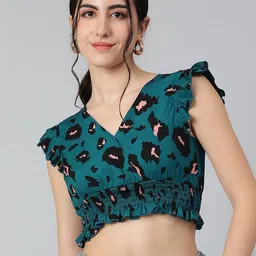Kotty Floral Print Flutter Sleeve Crepe Crop Top-54