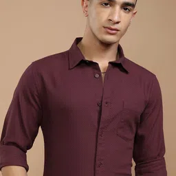 HIGHLANDER Men Slim Fit Opaque Textured Cotton Casual Shirt-picture-1