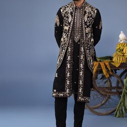 KALPRAAG Men Floral Embroidered Regular Sequinned Kurta with Trousers & With Dupatta image 2