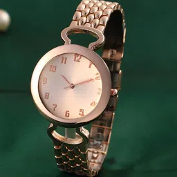 HAUTE SAUCE by Campus Sutra Women Embellished Dial & Stainless Steel Bracelet Style Straps Analogue Watch-44