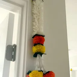 Nutts White & Yellow Hanging Garlands-image-32