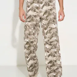 Street 808 by Pantaloons Men Camouflage Printed Loose Fit Cargos Trousers-picture-0