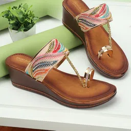 madam glorious Embellished Ethnic Wedge Sandals-28