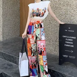 StyleCast x Revolte Women Graphic Print Crop Top-image-88