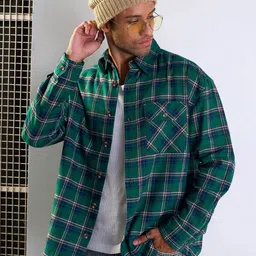 MASCLN SASSAFRAS Men Spread Collar Checked Cotton Oversized Casual Shirt-image-72