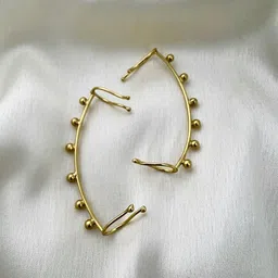 ISHKAARA Gold-Plated Contemporary Ear Cuff Earrings-17