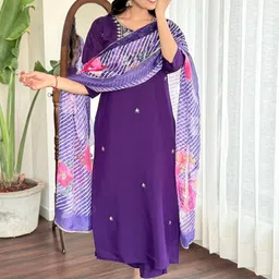 HERE&NOW Women Floral Embroidered Kurta with Trousers & Dupatta-42