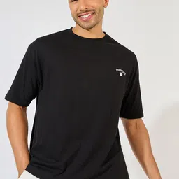 Styli Men Solid Round Neck Cotton Oversized T-Shirt-image-78