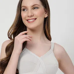 LILY Pack Of 4 Full Coverage Non Padded Minimizer Bra image 4