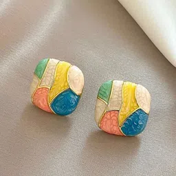 SUBHAGALANKAR Gold-Plated Square Shaped Studs-4