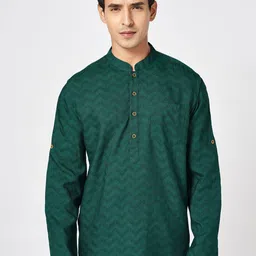 indus route by Pantaloons Men Thread Work Dobby Pathani Kurta-image-19