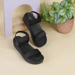 mochi Women Wedges Sandal-picture-9