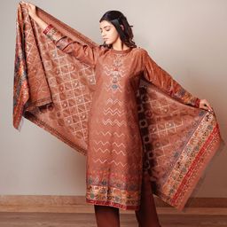 KIDAR Chevron Printed Regular Kurta with Trousers & Dupatta image 3