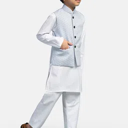 TAHVO Boys Printed Regular Kurta With Pyjamas & Nehru Jacket image 5