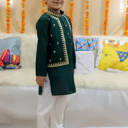 BownBee Boys Embroidered Regular Chanderi Silk Kurta with Pyjamas image 4