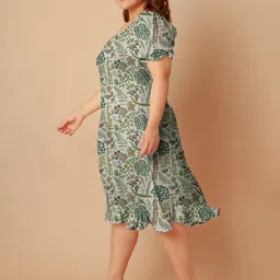Zink Curve Ethnic Motifs Print A-Line Midi Plus Size Dress image 3