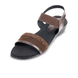 Ozuri Textured Open Toe Mesh Wedge Heels image 4