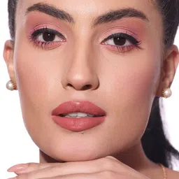 Praush Luxe Non-Drying Lightweight Matte Liquid Lipstick 2.6 ml - Insta Sista image 3