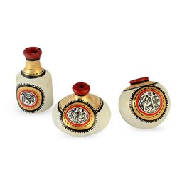 ExclusiveLane Set of 3 White Terracotta Warli Miniature Pots image 3