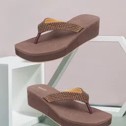 mochi Women Wedges Sandal-picture-5