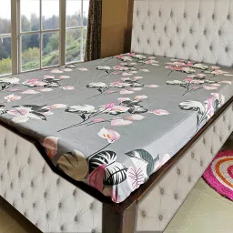 Zippered Queen Size Breathable Mattress Cover-image-54