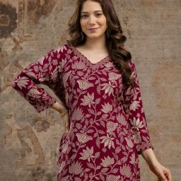 Women Floral Print Viscose Rayon Straight Kurta-image-59
