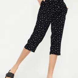 max Women Black Capri-picture-3