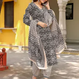 7Threads Ethnic Motifs Printed Straight Kurta with Trousers & Dupatta image 3