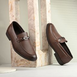 Comfortable With Stylish Slip On For Men-image-52