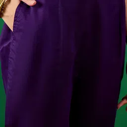 RAJGRANTH Floral Regular Chanderi Cotton Kurta with Trousers & Dupatta image 4