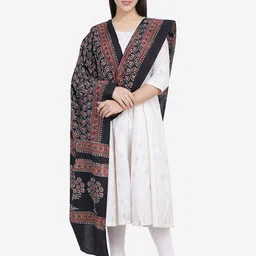 THE WEAVE TRAVELLER Black & Red Ethnic Motifs Printed Pure Cotton Block Print Dupatta image 4