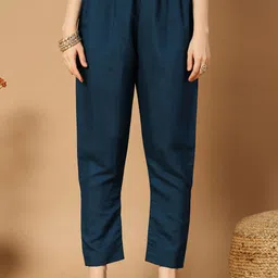 MORLY Women Ethnic Motifs Yoke Design Regular Thread Work Kurta with Trousers & With Dupatta image 3