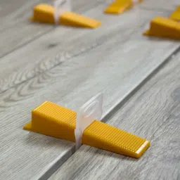 ollset Tile Leveling System Wall Floor Spacer Tile Levelling Tools, 100 Wedge and 200 Clips 3mm Lever Tool image 4