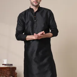 Men Solid Cotton Silk Straight Kurta-image-48