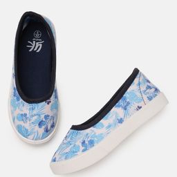 YK Girls White & Blue Printed Ballerina Flats-picture-1