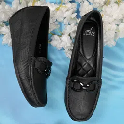Jove Textured Round Toe Flatform Heeled Pumps-21