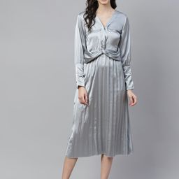 plusS Women Grey Solid Accordion Pleated A-Line Midi Dress-picture-25
