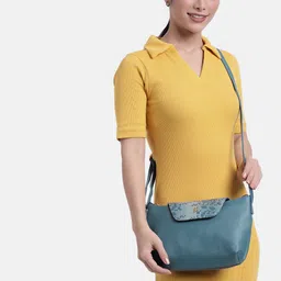 Baggit Structured Sling Bag image 2