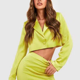 Boohoo Matte Satin Tailored Cropped Blazer-image-4