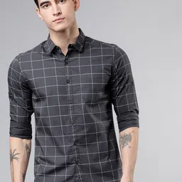HIGHLANDER Men Charcoal Grey & White Slim Fit Checked Casual Shirt-picture-30