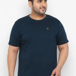 Urbano Plus Men Navy Blue Solid Round Neck T-shirt-image-61