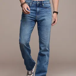 Roadster Men Bootcut Light Fade Jeans-picture-14