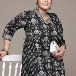 Readiprint Fashions Plus Size Floral Printed Pleated Sequinned Pure Cotton Kurta Set-picture-14