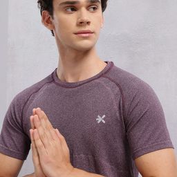 HRX by Hrithik Roshan Men Self Design Rapid-Dry Yoga T-shirt-image-54