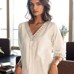 Libas Woven Design V-Neck Pure Cotton Straight Kurta-86