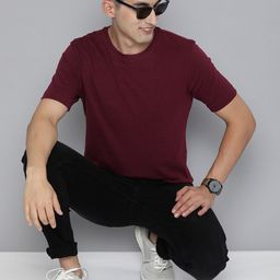 HERE&NOW Men Burgundy Solid T-shirt-image-17