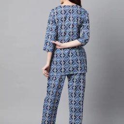 Meeranshi Blue Printed Tunic Pyjama Set image 2